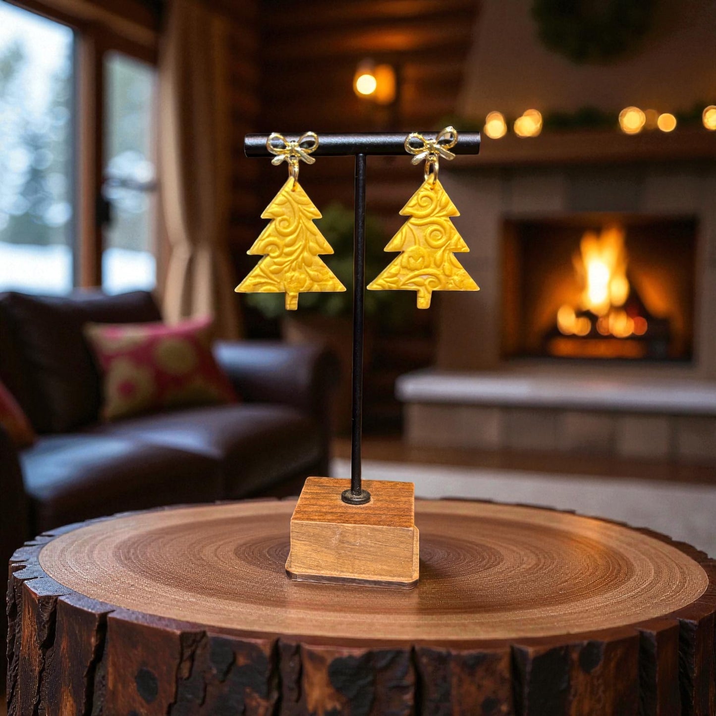 Embossed Christmas Trees gold