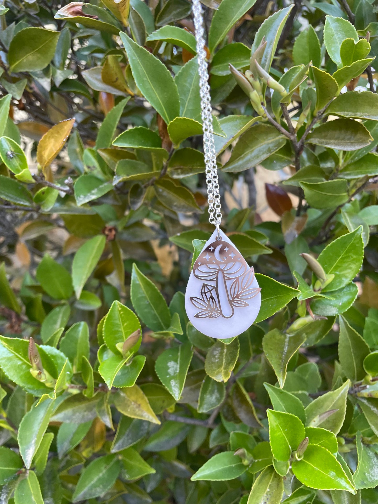 White mushroom necklace